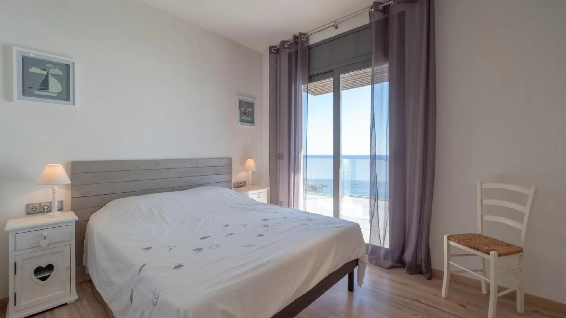 Dom wakacyjny Apartment In Roses With Central Heating Montjoi